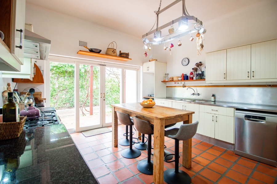 5 Bedroom Property for Sale in Mostertsdrift Western Cape